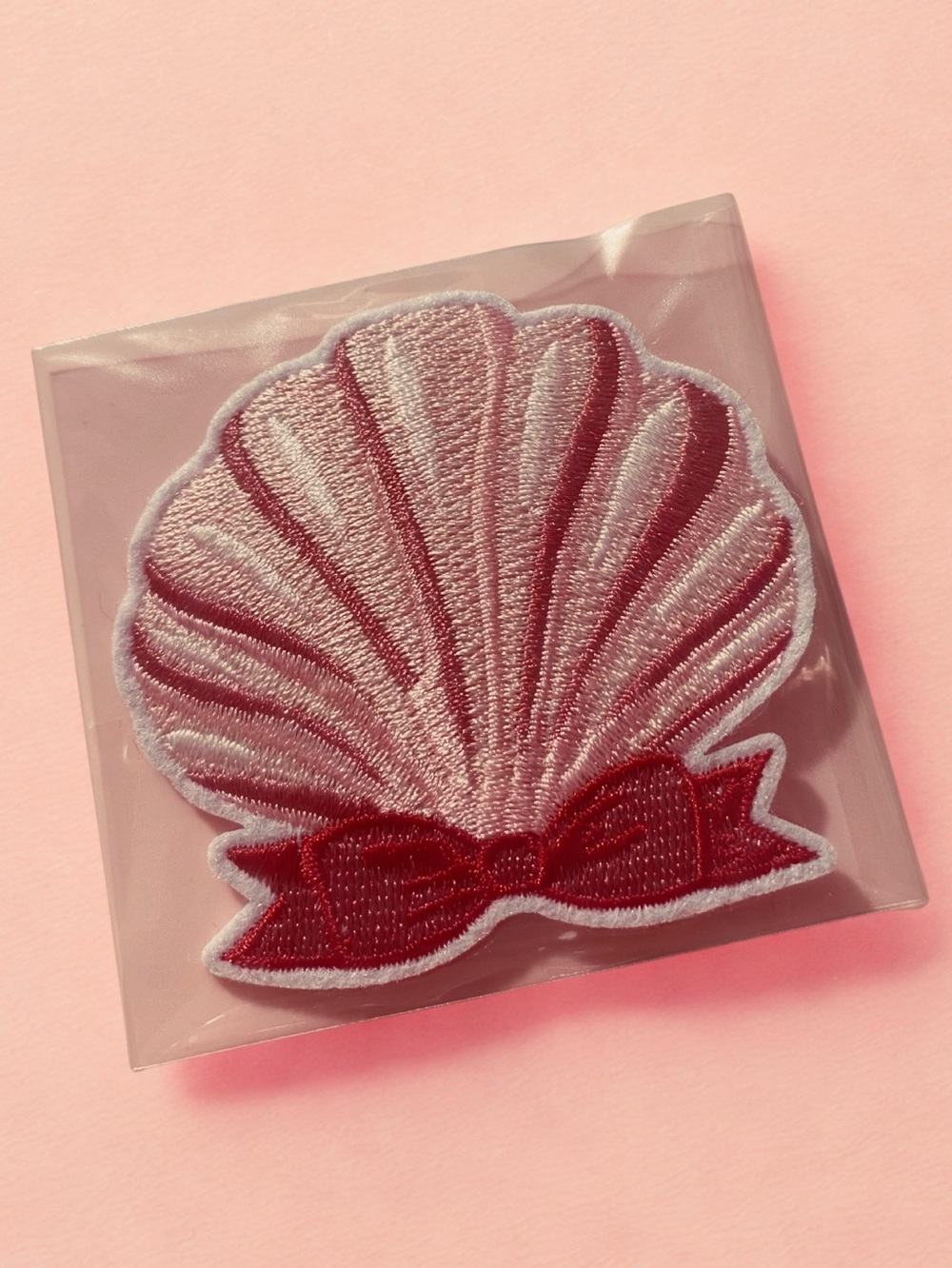 Iron on Shell Patch with Bow - Pink